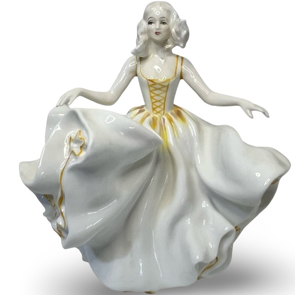 Royal Doulton Other - Vintage 1974 Royal Doulton Figurine “Sweet Seventeen” HN 2734